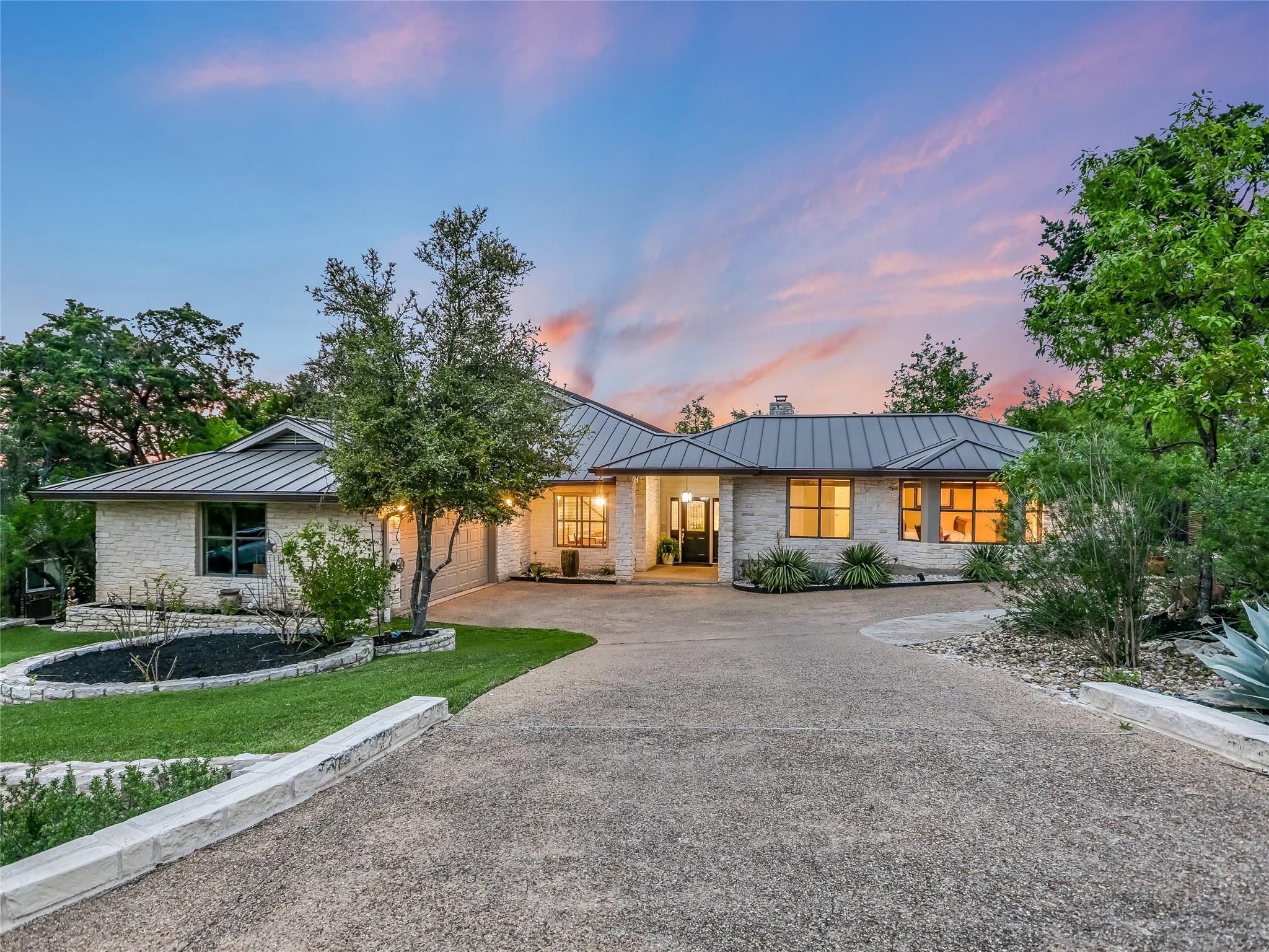 108 Schooner DR