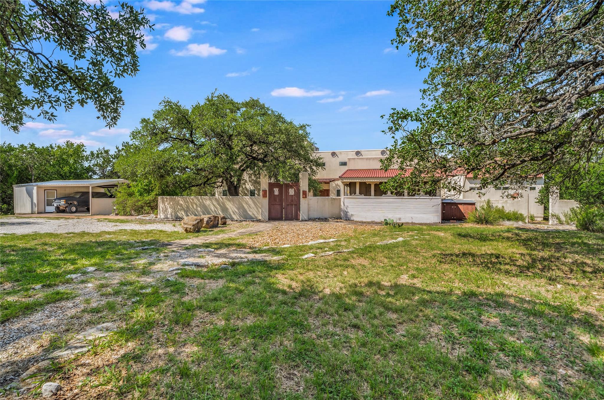 250 River Rock Rd RD