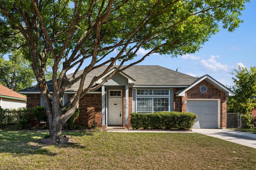 2505 Cactus DR