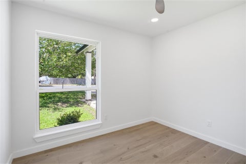Tiny photo for 2110 Magazine ST, Austin, TX 78727 (MLS # 9058376)