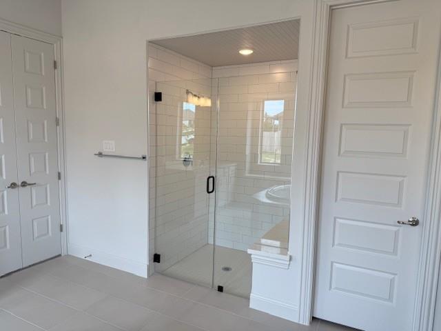 909 Landing LN