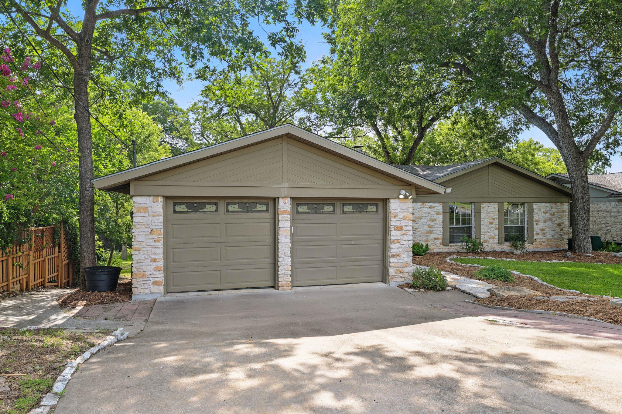 11915 River Oaks TRL