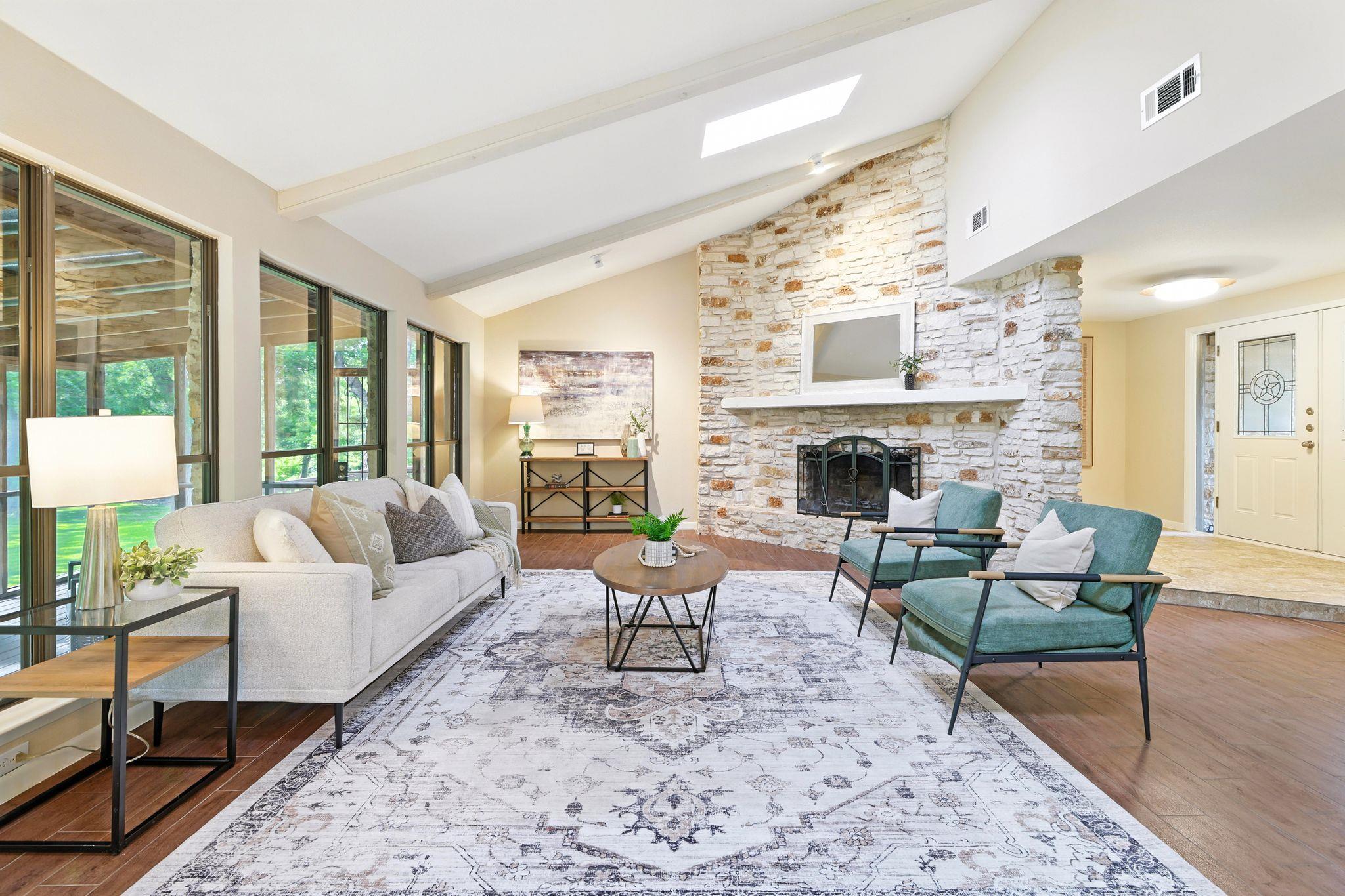 11915 River Oaks TRL