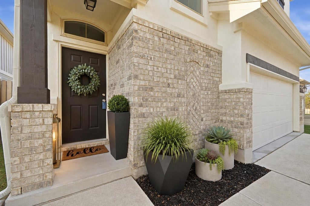 Photo of 1507 Falconer WAY, Austin, TX 78748 (MLS # 2826200)
