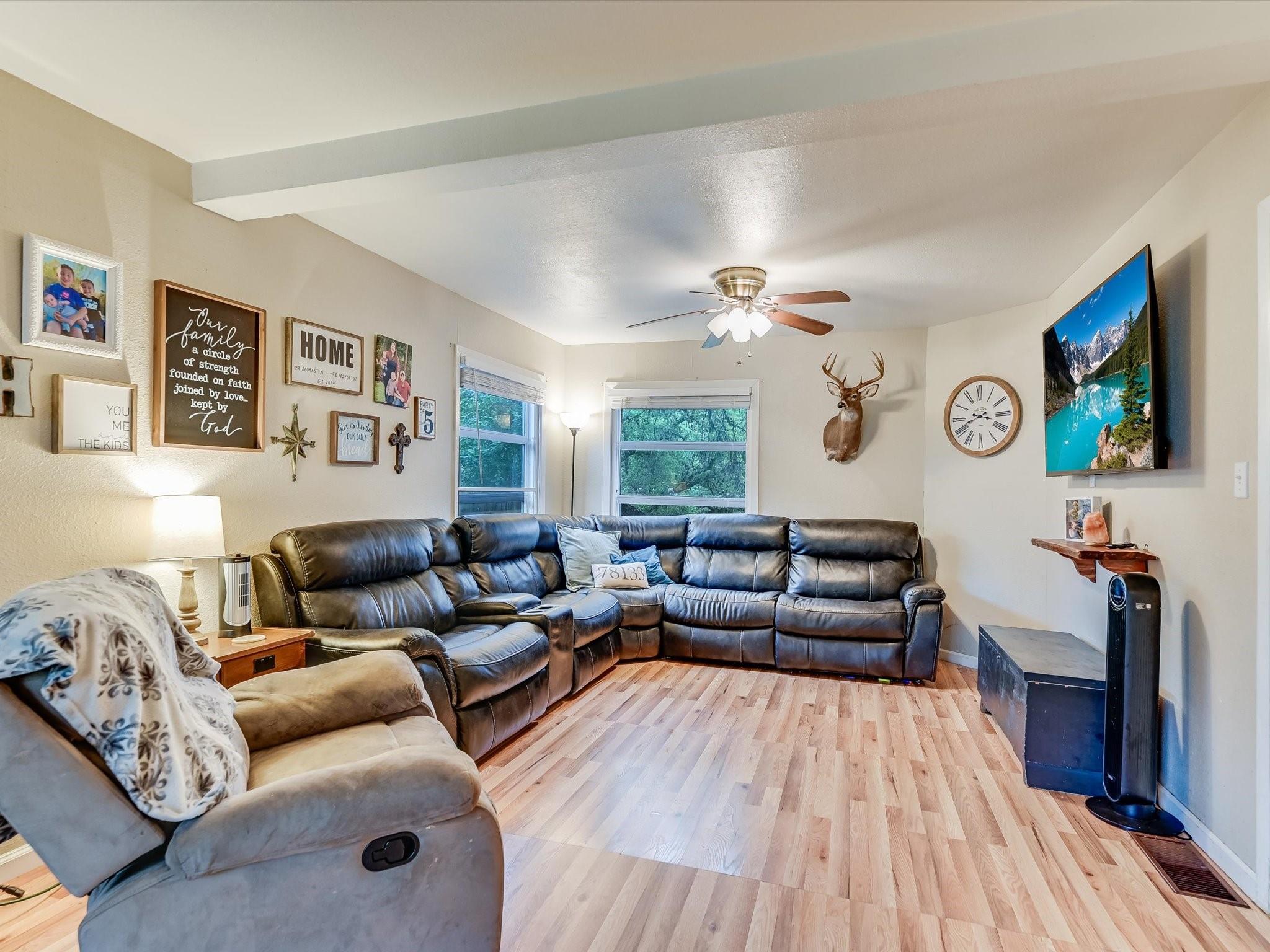 1576 Westview Court DR