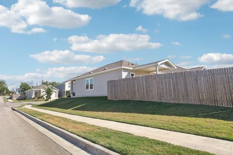 Tiny photo for 19420 Cloudy Bay DR, Pflugerville, TX 78660 (MLS # 1925908)