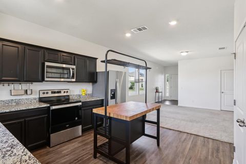Tiny photo for 19420 Cloudy Bay DR, Pflugerville, TX 78660 (MLS # 1925908)