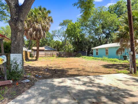 Photo of 328 Wavell ST, San Marcos, TX 78666 (MLS # 9746756)