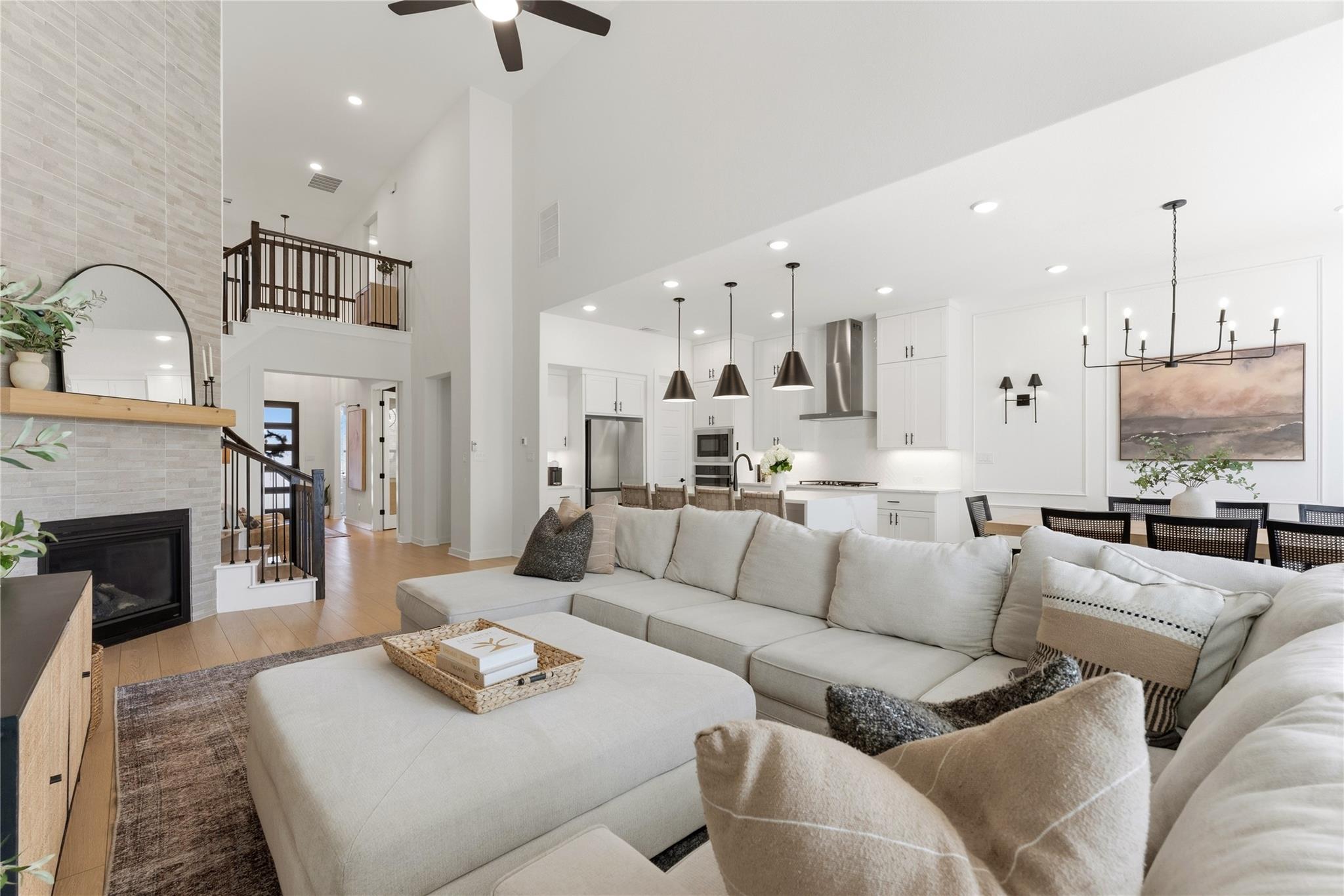 149 Comfort Maple LN