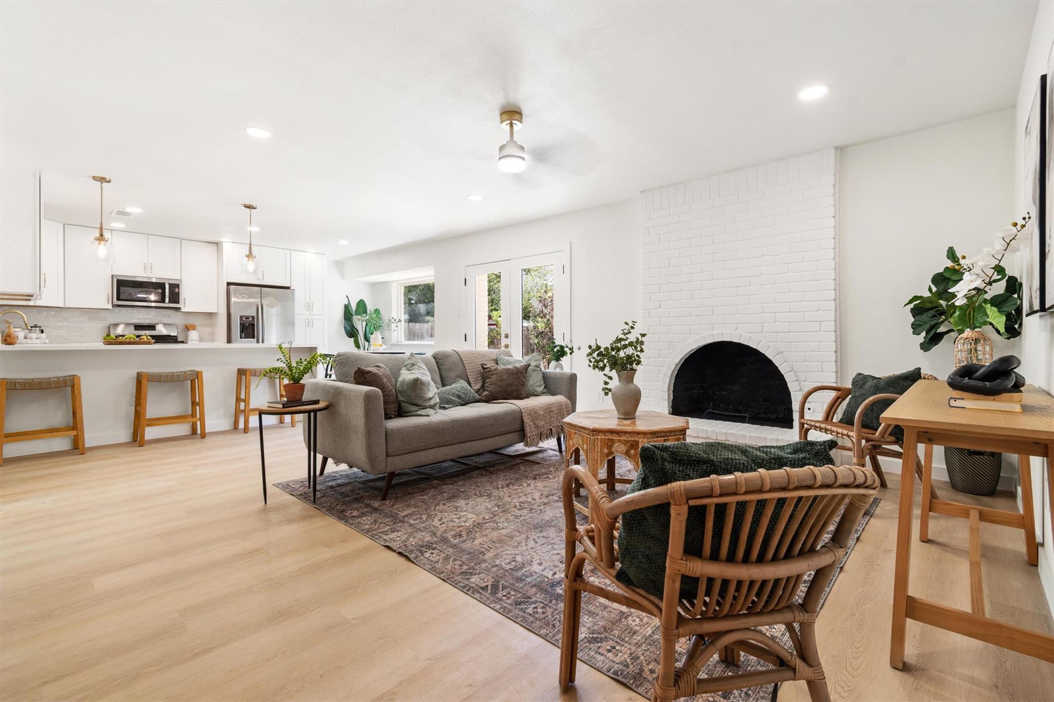 1307 Meadgreen DR