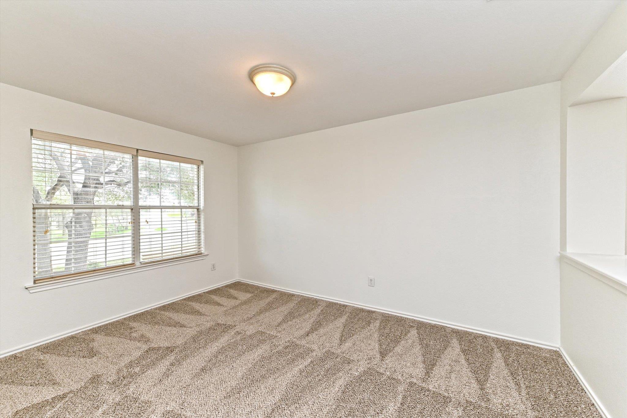 113 Sawgrass CIR