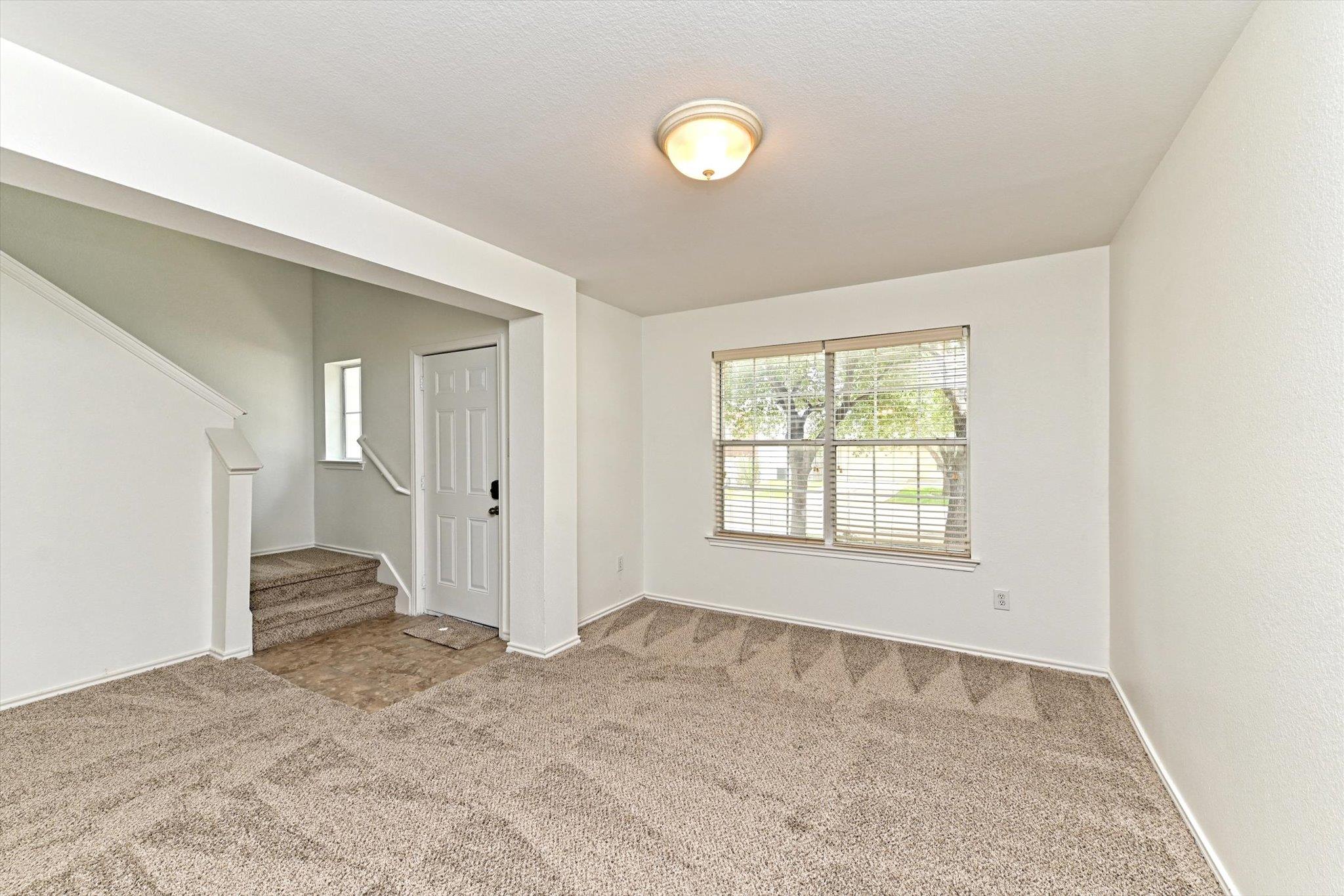 113 Sawgrass CIR