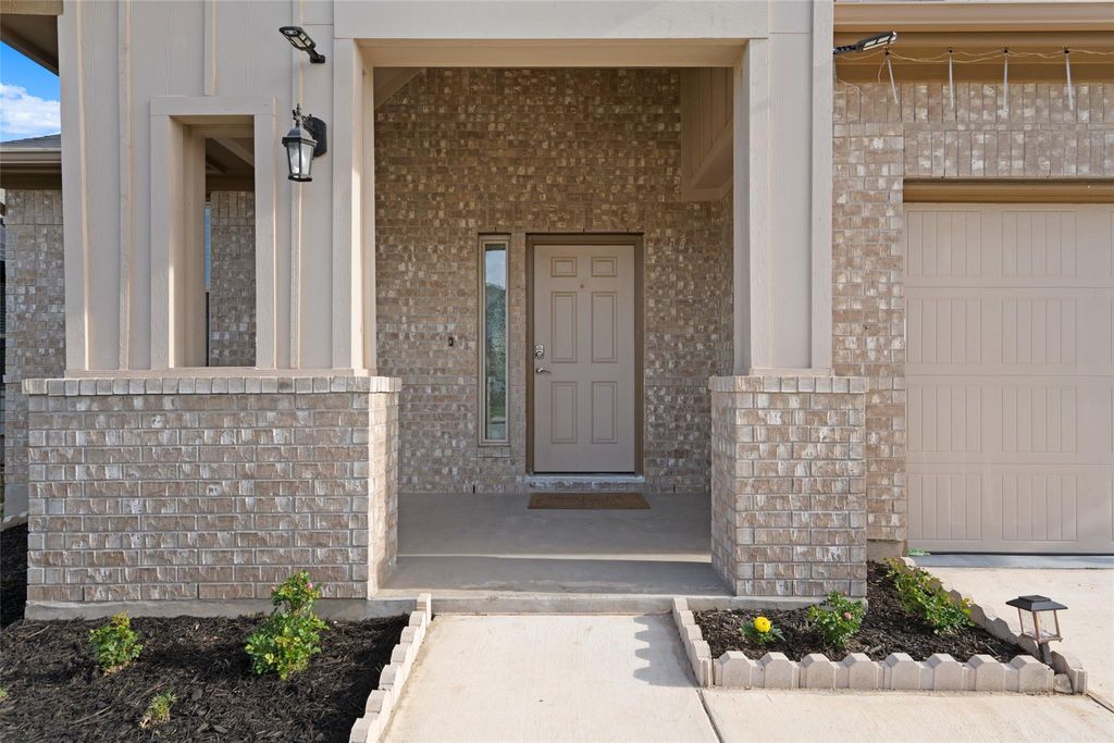 Photo of 325 La Joya PASS, Leander, TX 78641 (MLS # 7789634)