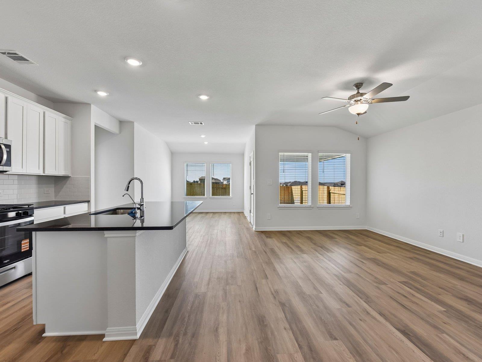 104 Woodbrook DR