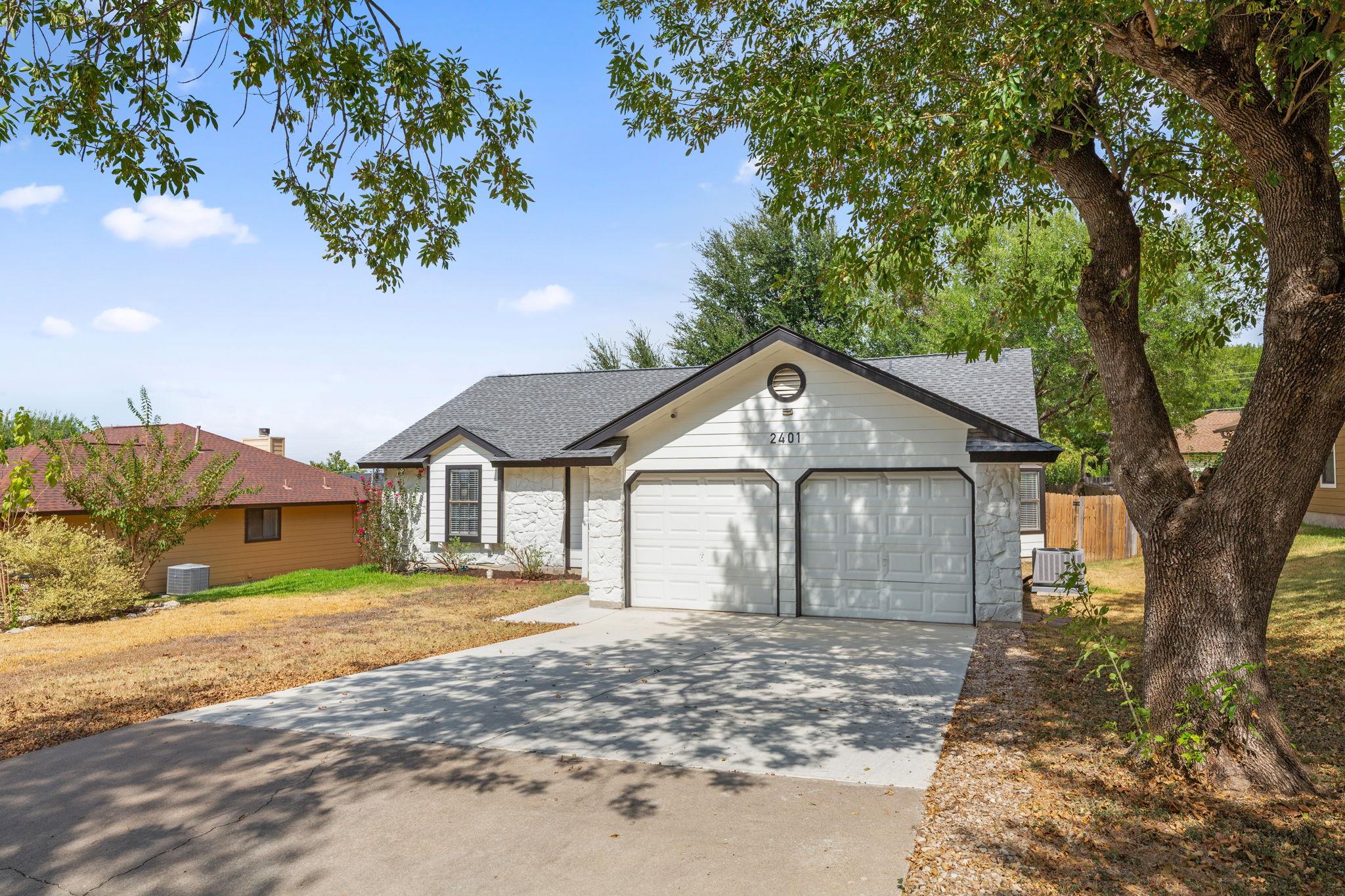 2401 Lasso DR