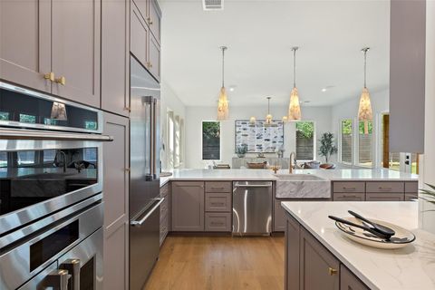 Tiny photo for 4600 Parkdale PL, Austin, TX 78745 (MLS # 5914491)