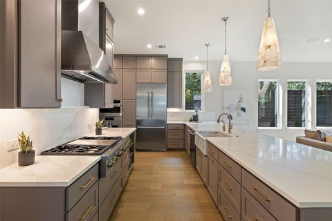 Tiny photo for 4600 Parkdale PL, Austin, TX 78745 (MLS # 5914491)
