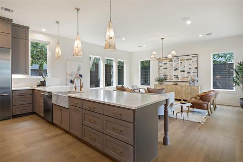 Tiny photo for 4600 Parkdale PL, Austin, TX 78745 (MLS # 5914491)