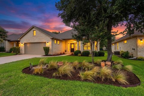 Photo of 916 Heritage Oaks BND, Georgetown, TX 78633 (MLS # 1781507)