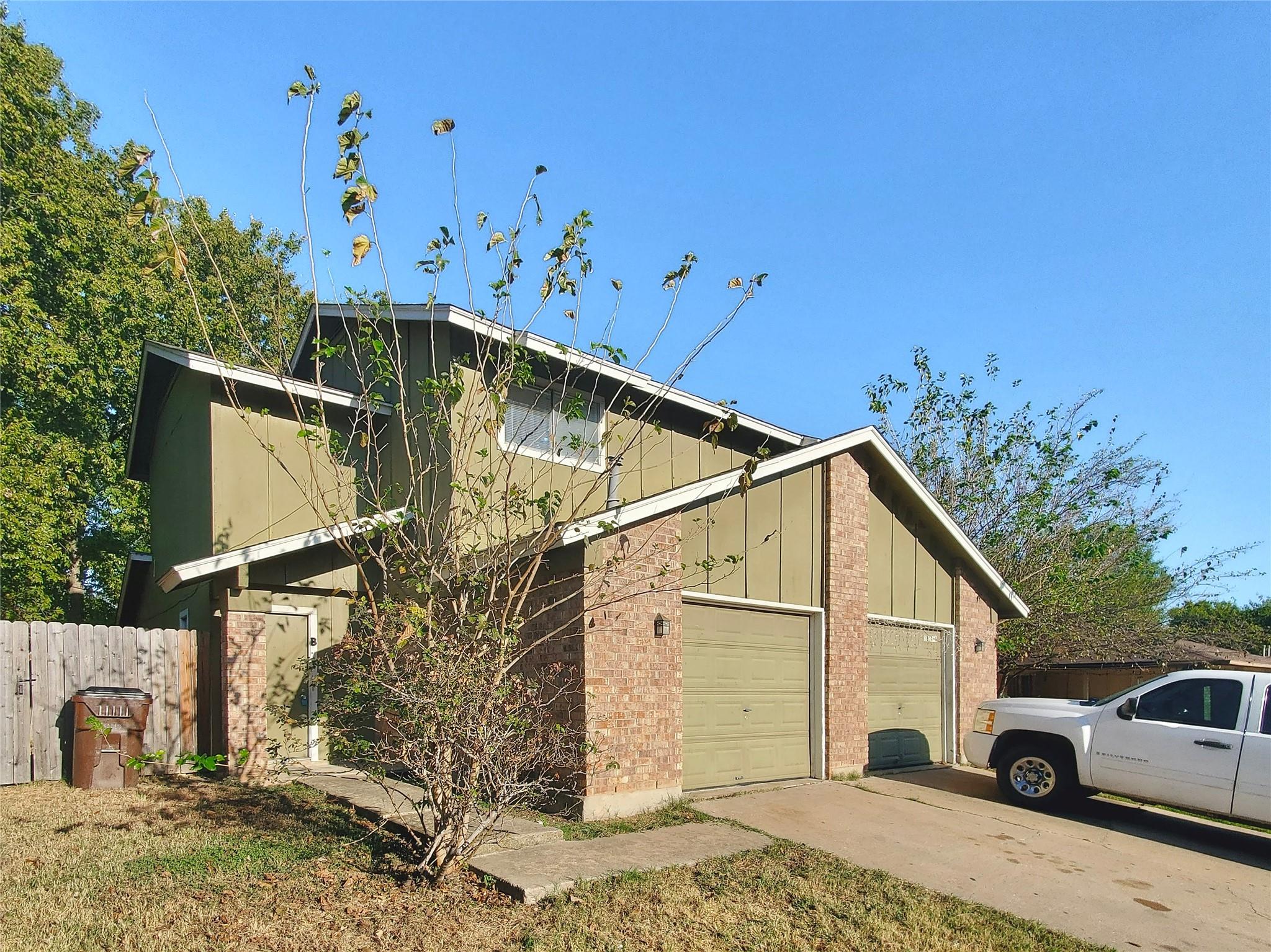 Photo 1 of 14 — 1814 Nicole CIR B, Round Rock, TX 78664