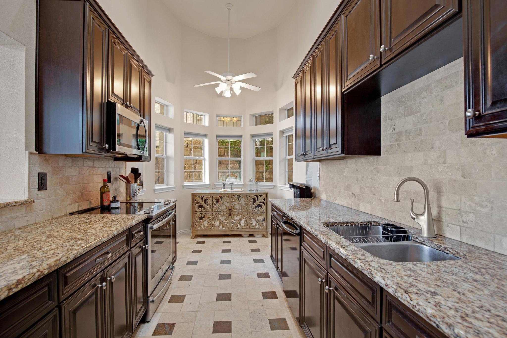 2918 Ranch Road 620 N L-177