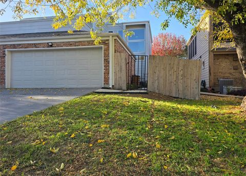 Photo of 8320 Greenslope DR #B, Austin, TX 78759 (MLS # 9643665)