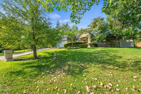 Photo of 1204 Miami DR, Austin, TX 78733 (MLS # 8051826)