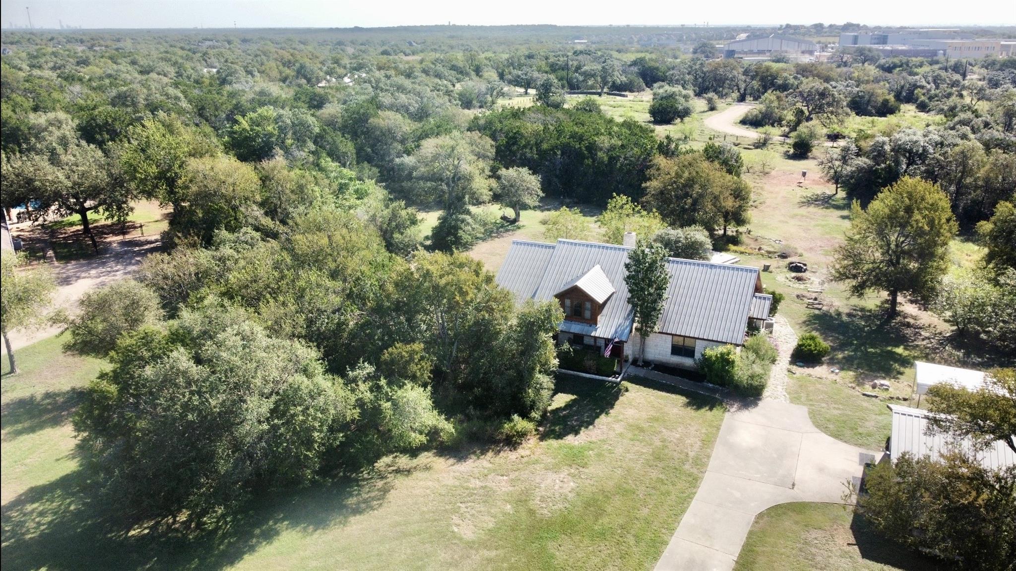 301 Oak Forest CV