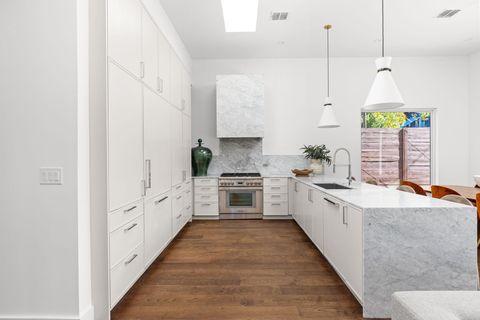 Tiny photo for 127 Frederick ST, Austin, TX 78704 (MLS # 7577625)