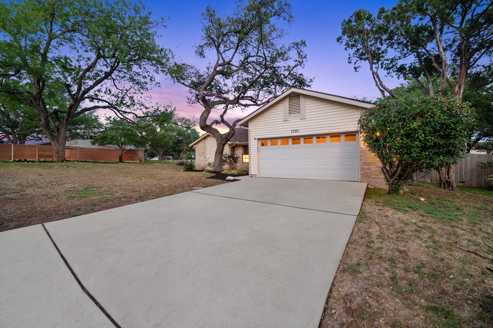 7701 Lowdes DR