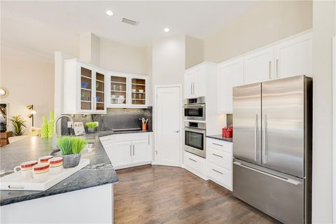 Tiny photo for 7 Tourney LN, The Hills, TX 78738 (MLS # 2979703)