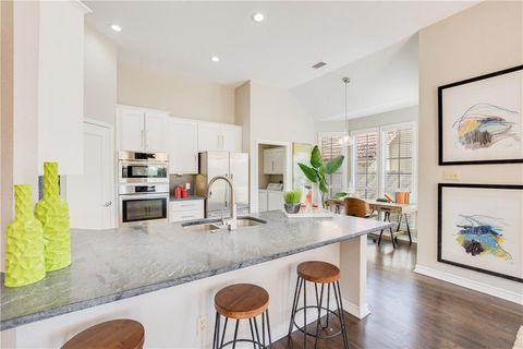 Tiny photo for 7 Tourney LN, The Hills, TX 78738 (MLS # 2979703)