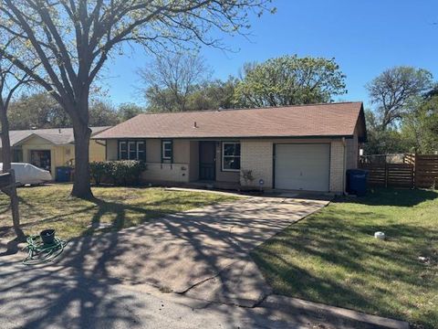Photo of 4910 Manchester CIR, Austin, TX 78745 (MLS # 2369987)