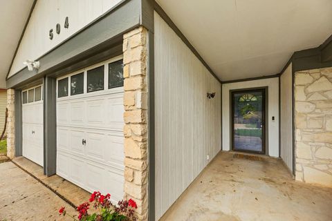 Photo of 504 Buffalo PASS, Round Rock, TX 78681 (MLS # 1925122)