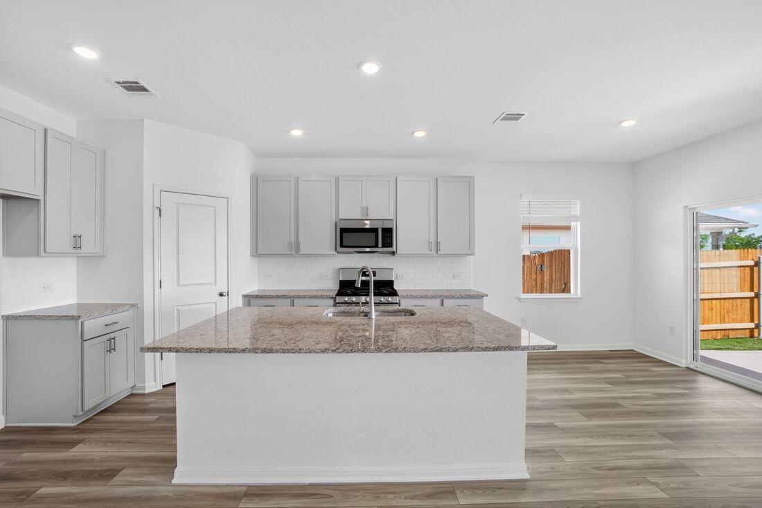 14101 Axel Johanson DR