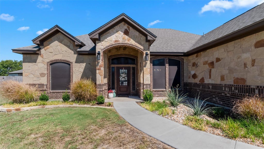 Photo of 812 Eagle Crest CV, Salado, TX 76571 (MLS # 1862212)