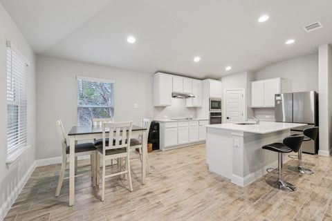 Tiny photo for 21709 Osage LN, Lago Vista, TX 78645 (MLS # 4266807)