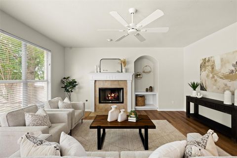 Photo of 3416 Oxsheer DR, Austin, TX 78732 (MLS # 7597351)