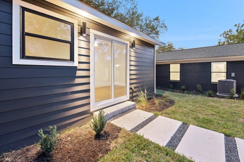 Tiny photo for 8305 Briarwood LN, Austin, TX 78757 (MLS # 4402138)