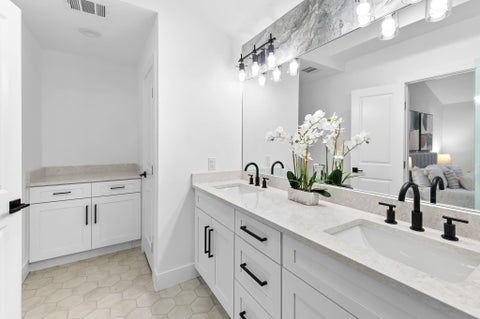 Tiny photo for 8305 Briarwood LN, Austin, TX 78757 (MLS # 4402138)