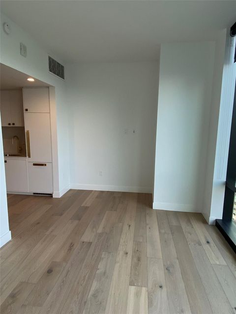 Tiny photo for 70 Rainey ST #1507, Austin, TX 78701 (MLS # 5421340)