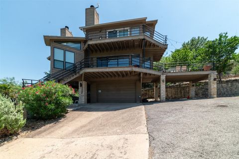 A home in Spicewood