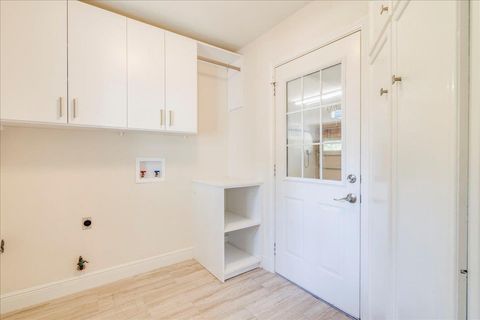 Tiny photo for 3916 Cordova DR, Austin, TX 78759 (MLS # 1036919)
