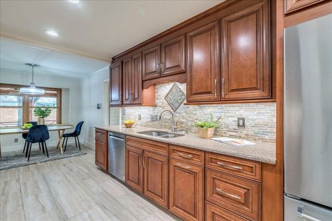Tiny photo for 3916 Cordova DR, Austin, TX 78759 (MLS # 1036919)