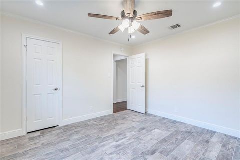 Tiny photo for 3916 Cordova DR, Austin, TX 78759 (MLS # 1036919)