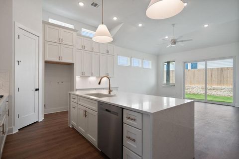 Tiny photo for 12104 Fennec WAY, Austin, TX 78758 (MLS # 4450553)