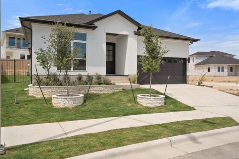 12104 Fennec WAY Austin TX 78758
