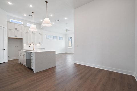 Tiny photo for 12104 Fennec WAY, Austin, TX 78758 (MLS # 4450553)
