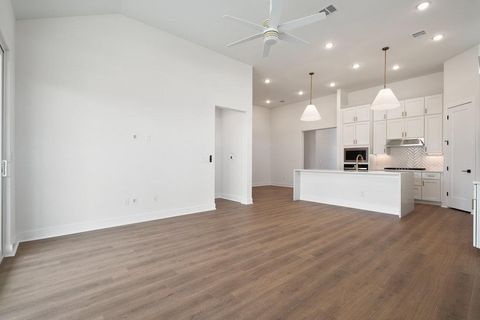 Tiny photo for 12104 Fennec WAY, Austin, TX 78758 (MLS # 4450553)