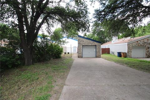 Photo of 1002 King Albert ST #B, Austin, TX 78745 (MLS # 4169914)